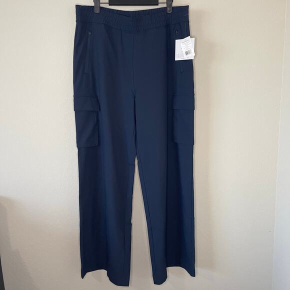 New Beyond Yoga City Chic Wide Leg Cargo Pant in Color NCNVY (Navy) - Size L - Picture 3 of 7